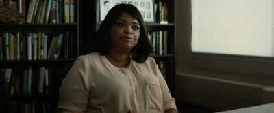 I know the difference
between miscommunication - Luce