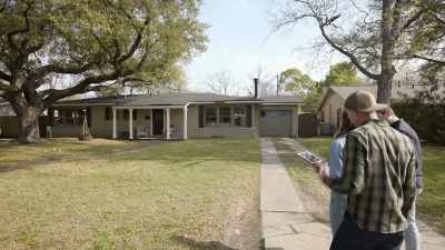 I know the front yard,
and the tree, - Why the Heck Did I Buy This House?