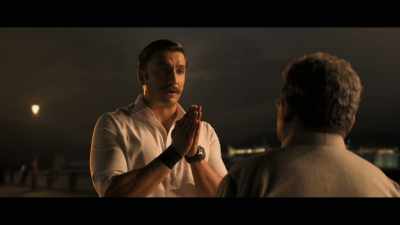 ♪ I know the journey is difficult,
o traveller. ♪ - Simmba