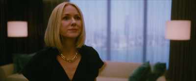 I know what it is when
the animal moves in for the kill. - Emmanuelle