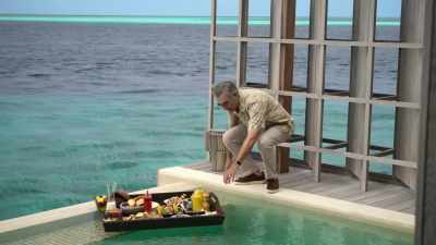 I know what they're trying to do. - The Reluctant Traveler with Eugene Levy