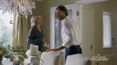 I know what
you're gonna say, - Debbie Macomber's A Mrs. Miracle Christmas