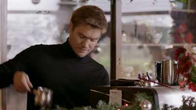 I know what'll spice it up.
Excuse me. - Angel Falls Christmas
