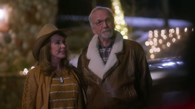 I know you were raised
better than to pass - Yuletide the Knot