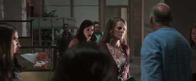 I know you.
Remember I asked you out when... - Office Uprising