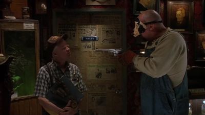 I know you you work at the hardware store right - House of 1000 Corpses