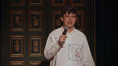 I know you're British, - Phil Wang: Wang in There, Baby!