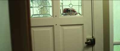 I know you're in there,
Fuller, come on! Fuller! - Don't Hang Up