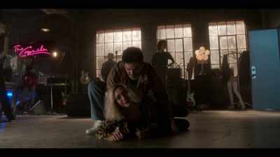 I know you're mixed up with Lisa
and whatever she's doing. - Brand New Cherry Flavor