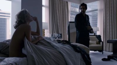 Stay there. - Homeland