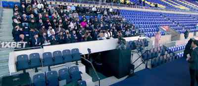 I leave with... my head
high and very happy. - FC Barcelona: A New Era