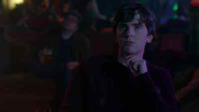 [light carnival music] - Bates Motel