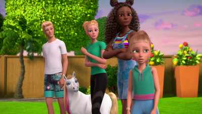 I had like a million
flying discs, - Barbie: A Touch of Magic