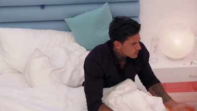 I was like,"Babe,
what are you doing?" - Love Island