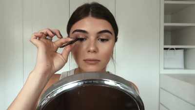 I like to curl my fake lash
with my real lashes. - Operation Varsity Blues: The College Admissions Scandal