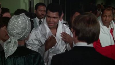 I like fans like you Keep on coming - The Greatest