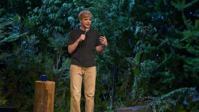 I was like, "Fuck, it's so dynamic."
Like, she's so physical onstage and doing… - Mae Martin: SAP