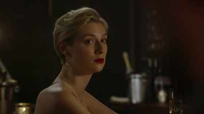 - I like her. She can come with me.
- This way. This way. - The Night Manager