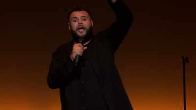 I was like, "Hey, hey, barbecue, man!
Hey!" - Mo Amer: The Vagabond