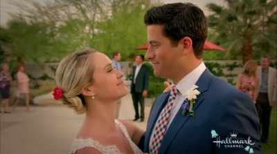 - I like it.
- Me too. - Sister of the Bride