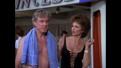 I like it like this.
It looks pretty. - The Love Boat