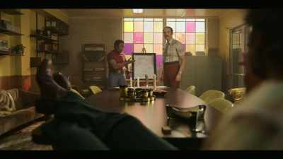 - I like looking at pictures.
- Do you? - Minx