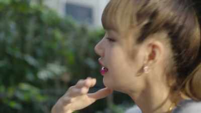 I was like,
"Oh! A new girl?" - Blackpink: Light Up the Sky