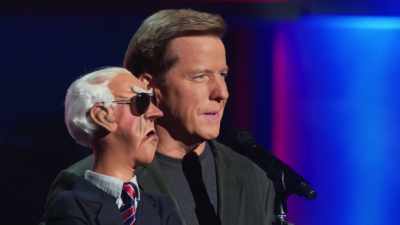 I like to poke my head
through the door and say - Jeff Dunham: Me The People