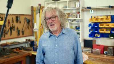 I like to sit at home
and do piano practise, - James May and the Dull Men