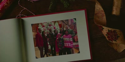 ♪ I like the feeling, the vibe ♪ - Christmas with a Kiss