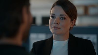 I like the way
you say - Aurora Teagarden Mysteries: Death at the Diner