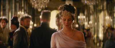 I like this unique
look of yours. - The King's Daughter