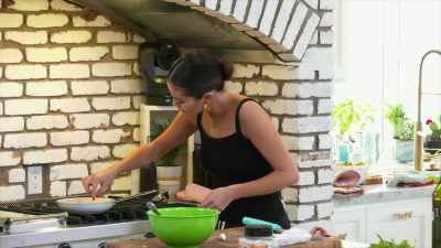 - I like that you're not afraid to, like, - Selena + Chef