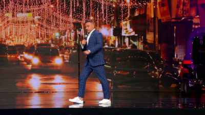I literally woke up like
this, whew, let's do this. - Russell Peters: Deported