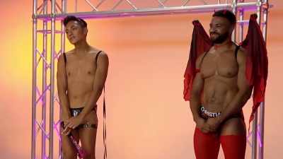 - I look back on the stage - GoGo for the Gold