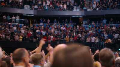 I look in the audience, - Road Diary: Bruce Springsteen and The E Street Band