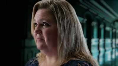 I looked over at my co-worker,
she looked at me - Haunted Hospitals