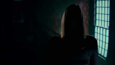 I was looking at the picture,
thinking-- - Phrogging: Hider in My House