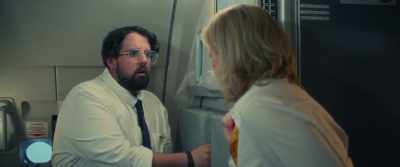 - I lost my dress anywhere.
Can you help me to find it? - Monster on a Plane