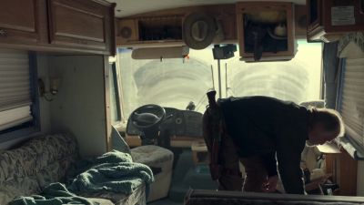 I lost my jacket.
We need to go back. - Fear the Walking Dead