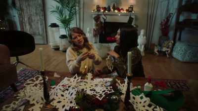 ♪ I love Christmas food - A Christmas Masquerade