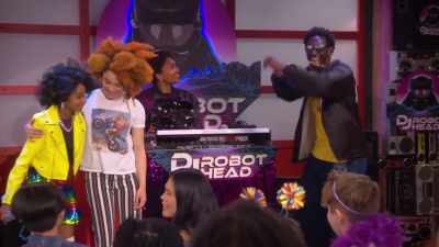 I love DJ Robot Head! [laughs] - That Girl Lay Lay