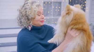 I love... dogs. - The Dog Days of Christmas