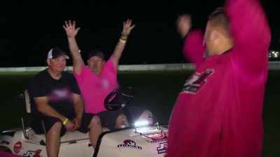 - I love you guys, man.
- I love you more. - Street Outlaws No Prep Kings Team Attack