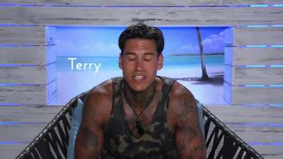 I love Kady, but the way
she's treating Scott, - Love Island