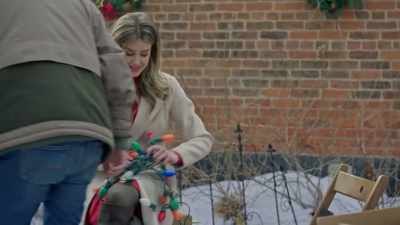 I love your sister, - Flipping for Christmas