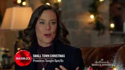 I love that the people here
know my name, - Northern Lights of Christmas