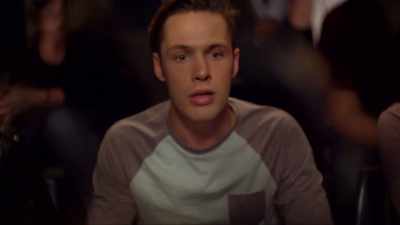 - I love you too.
- Favorite! Favorite! - The Favorite