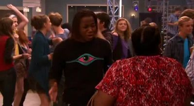 I love you too - iParty with Victorious