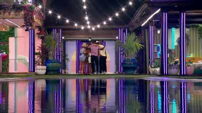 >> I LOVE YOU GUYS. - Love Island